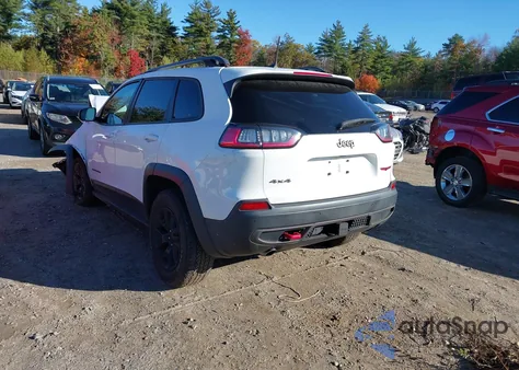 2020 Jeep Cherokee Trailhawk Elite 4X4 z USA, uszkodzony, nr VIN 1C4PJMBX1LD601914